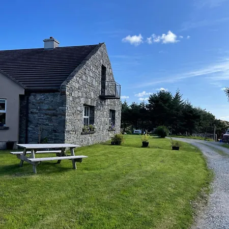 Shanakeever Farm - 3 Bedroom Clifden